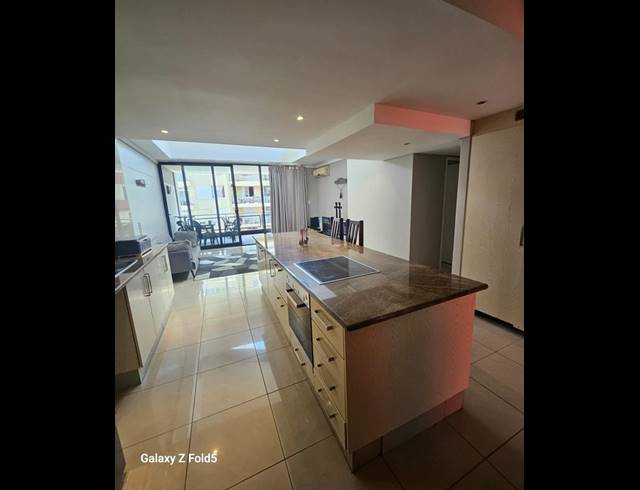 2 BEDROOM APARTMENT FOR SALE IN UMHLANGA RIDGE